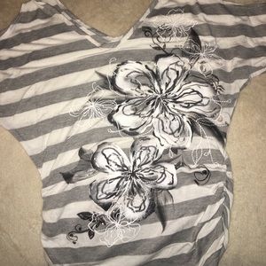 Cold shoulder top